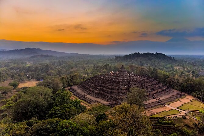 Yogyakarta: Borobudur (climb), Prambanan & Other Visit By Request - Prambanan gives you a completely different temple day