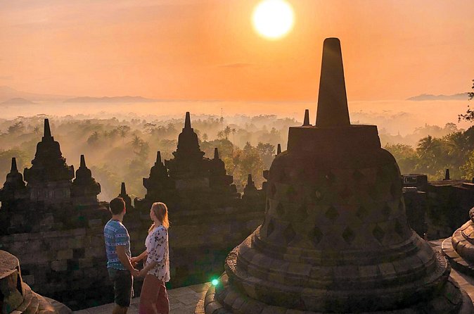 Yogyakarta: Borobudur Temple Climb Up and Prambanan Temple Tour - Small details that make the day easier