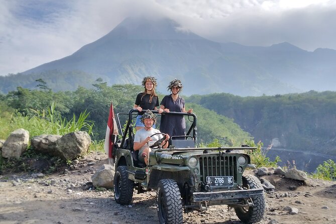 Yogyakarta: Borobudur Top Access & Prambanan Temple Private Tour - Borobudur: the morning’s main challenge